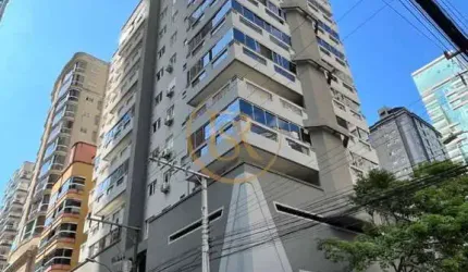 Apartamento à venda no bairro Meia Praia