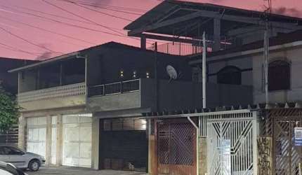 Sobrado Padrão para Venda em Parque Edu Chaves São Paulo-SP
