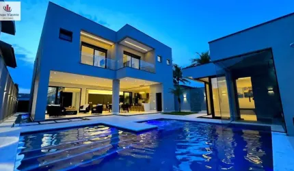 Sobrado Alto Padrão para Venda em Jardim Acapulco Guaruja-SP