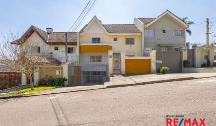 Sobrado com 4 quartos no Vista Alegre, Curitiba PR