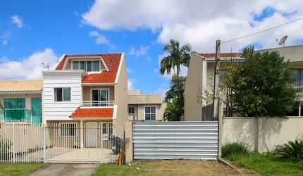 Sobrado com 240m², em condomínio, com 4 quartos no Thereza Glaser, Atuba – Curitiba/PR