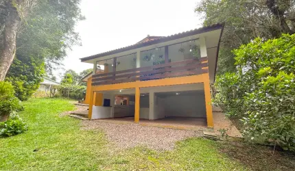 Chácara 2 quartos, 1 suíte, 10 vagas - Campo Largo da Roseira - SJP