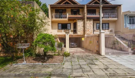 Triplex no Pilarzinho – 3 Quartos e 4 Vagas