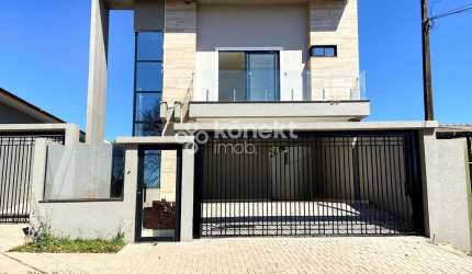 Sobrado no bairro Alto Alegre - Cascavel