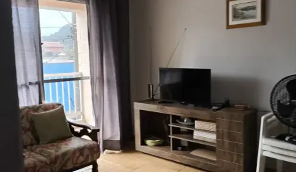 Apartamento 2 dormitórios 100 metros do mar