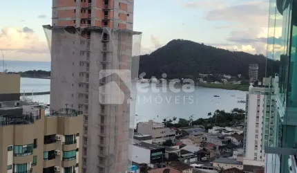 EXCELENTE APARTAMENTO VISTA MAR COM 3 SUÍTES NO CENTRO DE ITAJAÍ