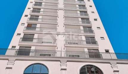 Apartamento com 3 dormitórios, sendo 1 suite  2 vagas na garagem
