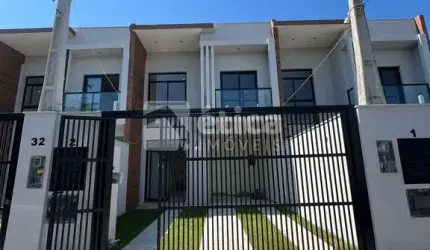 Sobrado Novo com 3 Quartos no Bairro São João, Itajaí  Pronto para Morar