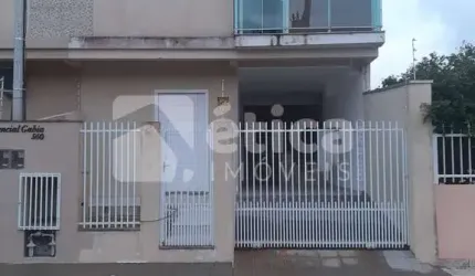 Sobrado à venda no bairro São Judas em Itajai com 02 suítes
