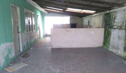 Casa de 4 Dormitórios a Venda no Cordeiros Parte alta em Itajaí - SC