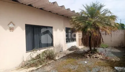 Casa bem localizada no bairro são judas próxima a rua Indaial uma das principal