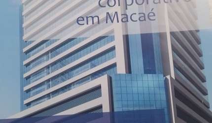BAIXOU O VALOR APROVEITE ESSA OPORTUNIDADE Sala comercial no Macaé Trade Center