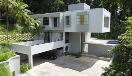 CASA DE ALTO PADRÃO NO BAIRRO VILA NOVA