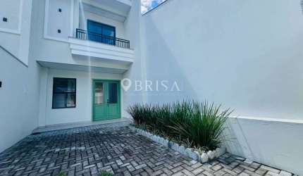 CASA GEMINADA NO BAIRRO JARAGUÁ ESQUERDO