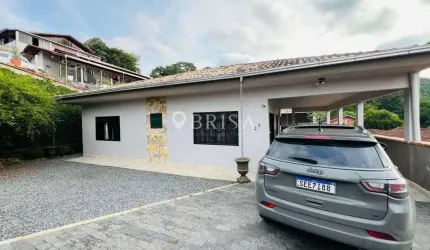 CASA NO BAIRRO AMIZADE - GUARAMIRIM