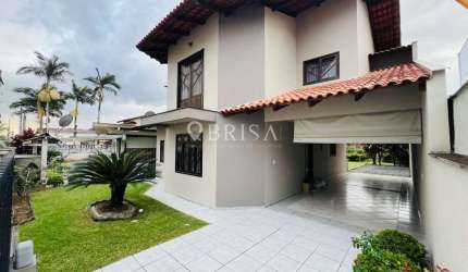 CASA NA VILA LENZI