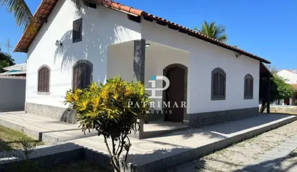 Casa com 2 Quartos, Suíte e Piscina  à venda, 180 m² por R$ 720.000 - Itaipuaçu - Maricá/RJ