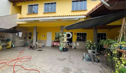 Casa com 3 Quartos à venda, 330 m² por R$ 700.000 - Itaipuaçu - Maricá/RJ