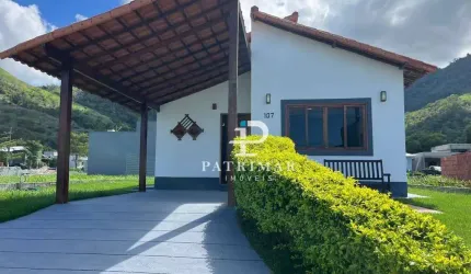 Casa com 3 dormitórios à venda, 120 m² por R$ 520.000 - São José do Imbassaí - Maricá/RJ