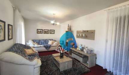 Sobrado com 3 dormitórios à venda, 180 m² por R$ 850.000,00 - Bom Jesus - São José dos Pinhais/PR