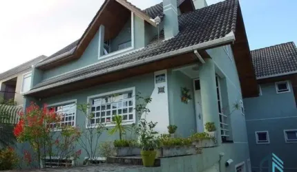 Casa 05 quartos c/suíte 11 vagas, no São Lourenço/Ahú em Curitiba Pr