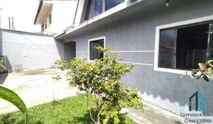 Casa linda com terreno amplo nos fundos, 03 quartos, ático, Campo Pequeno em Colombo PR