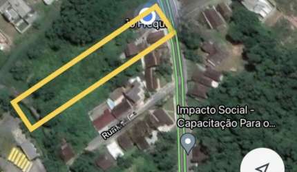 Área total de terreno 6.400m²,  casa investimento, em São Francisco do Sul SC
