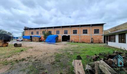 Barracão com 1.075 m2 const. e 4.939,82m² terreno, pátio 3.500 m2, Cidade Industrial/Cic em Curitiba PR