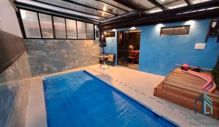 Triplex com piscina padrão, em região privilegiada, 900mtrs parque BACACHERI em Curitiba PR