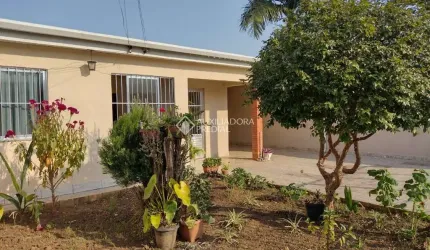 Casa com 2 quartos à venda na Cecilia Perez da Silva, 6, Olaria, Canoas, 140 m2 por R$ 398.900