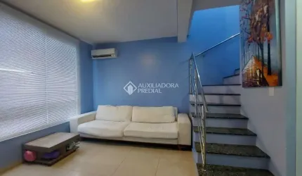 Casa com 2 quartos à venda na Rua José Marques Viana, 33, São José, Canoas, 78 m2 por R$ 365.000