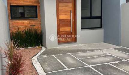 Casa com 3 quartos à venda na Rua Princesa Isabel, 1181, Fátima, Canoas, 85 m2 por R$ 499.000