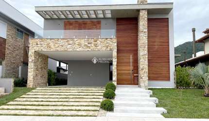 Casa com 4 quartos à venda na Rua Zélia Gattai, 12, Lagoa da Conceição, Florianópolis, 388 m2 por R$ 4.600.000