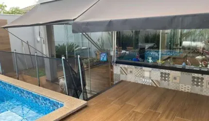 Casa à venda com 4 dormitórios no Condomínio Evidence