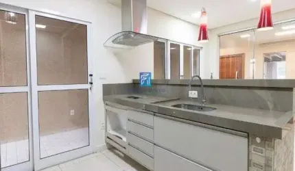Casa a venda com 2 dormitórios no Irajá