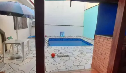 Casa a venda com 3 dormitórios na Nova Ribeirânia