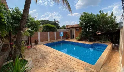 Lindo Sobrado Reformado no Jardim Paulistano