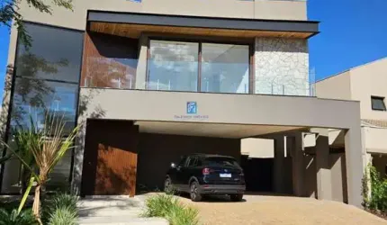 Sobrado à venda no Condomínio Buganvile - Olhos D'água