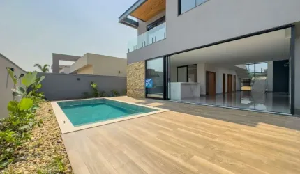 Sobrado à Venda Condomínio Terras de Siena - Vila do Golfe