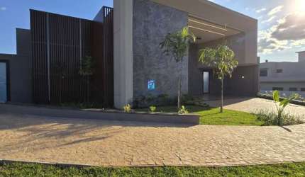 Casa térrea á venda no Condomínio Terras de Siena