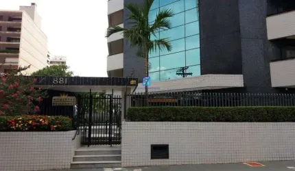 Cobertura a venda com 4 suítes, 3 vagas paralelas e lazer co