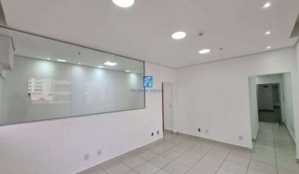 Sala Comercial no Jardim Botãnico,1 vaga, próximo ao Parque Raya
