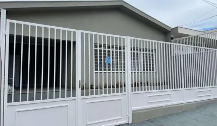 Casa com edícula a venda 3 dormitórios sendo 1 suíte no Jard