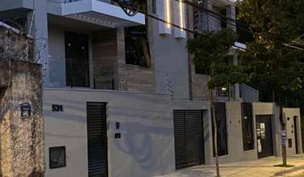 Casa de Condomínio com 5 quartos à venda em Vespasiano