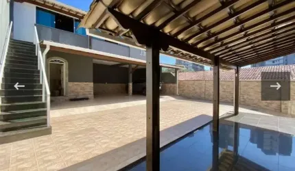 Casa com 4 quartos à venda em Belo Horizonte