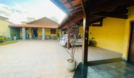 Casa com 4 quartos para alugar em Belo Horizonte