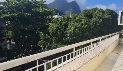 Cobertura Duplex com 4 Quartos à venda no coração do Jardim Oceânico