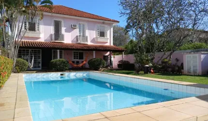 Casa Duplex à venda no Rio Mar Barra da Tica com 4 Suítes e 2 Vagas.