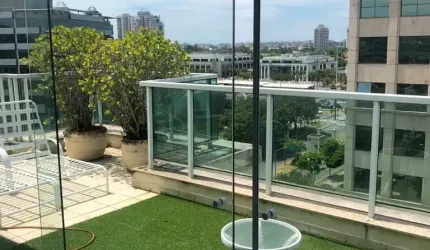 Cobertura Duplex  com 270m² e 4 Quartos à venda no Le Parc Barra da Tijuca
