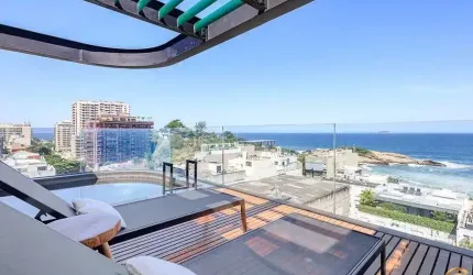 Cobertura Tríplex de Alto Luxo com 4 Suítes à venda em Ipanema.